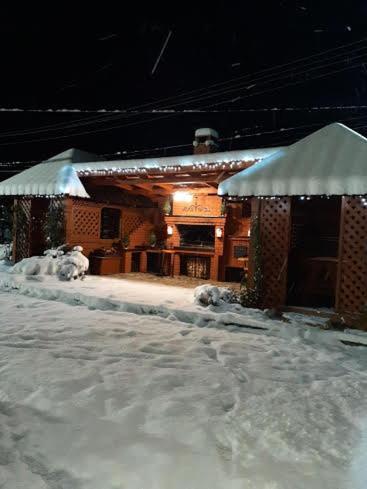 Коттедж "Пятое Колесо" 1 Lazeshchyna Luaran gambar